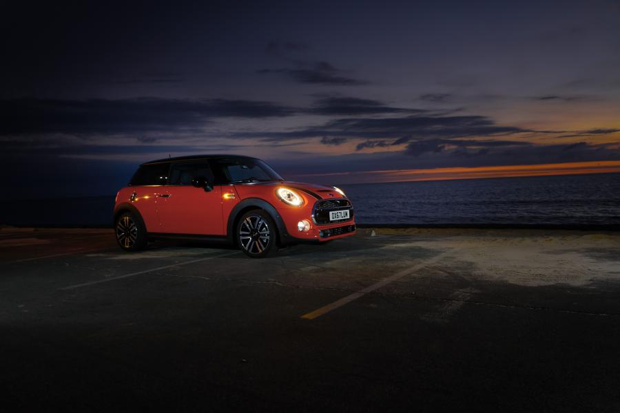  Mini Cooper S (F56) 2018 года  (WW) (фото 83 из 196)